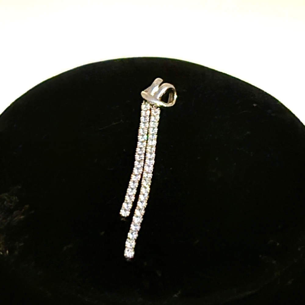 Silver 925 Stamped Dangly Pendant With Stones.